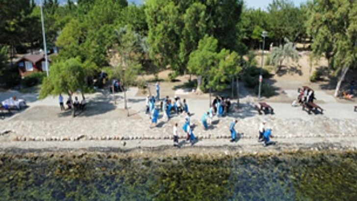 Çakalburnu Lagünü’nde etraf paklığı