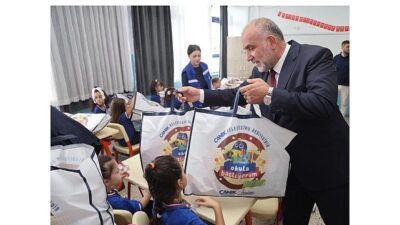 Canik Belediyesi’nden Çanta ve Kırtasiye Dayanağı