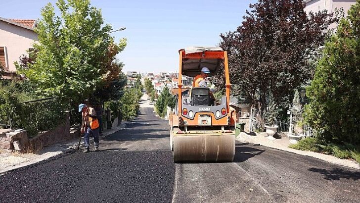Çankaya’da Asfalt Mesaisi Devam Ediyor