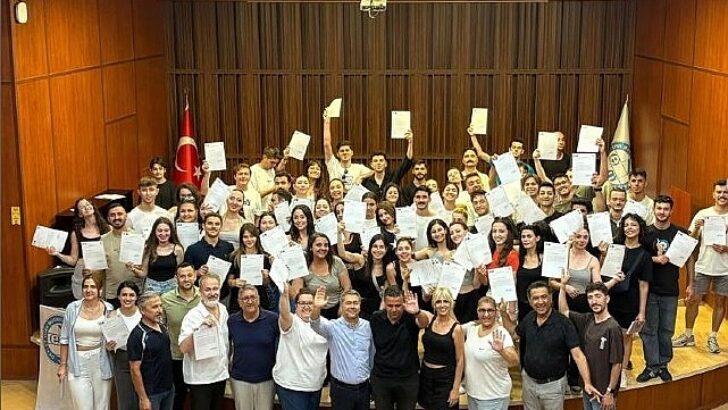 Ege Üniversitesi Devlet Türk Musikisi Konservatuarından “Uca Dağlar” Turnesi
