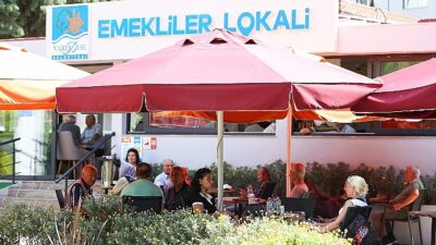 Emekliler Lokali’ne rekor ilgi: 2 şube, 80 bin konuk