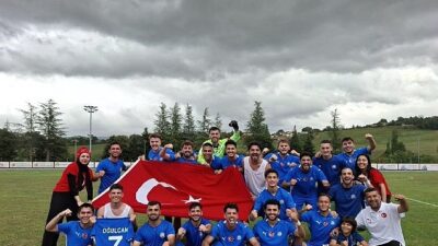 EÜ Futbol Ekibi Avrupa’nın en düzgün 4 kadrosu ortasında yer aldı