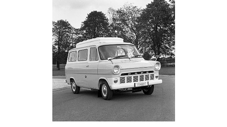 Ford Transit’in 60 Yıllık Serüveni: Efsanenin Öyküsü Sayılarla Taçlandı