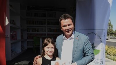 Gezici Kütüphane 1 yıldır yollarda