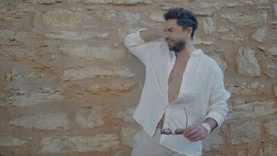 Gökhan Akar ‘Alaçatı Başı’nı kliplendirdi
