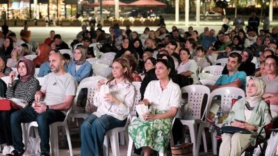 “Gülen Gözler” Ulusal İrade Meydanı’nda keyif verdi