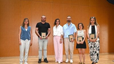 Karabağlar Akademi Birinci Mezunlarını Verdi