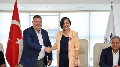 Karabağlar Belediyesi ve İzmir Sürücüler Odası’ndan Örnek İş Birliği
