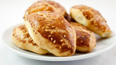 Kıyır Kıyır Mayasız Poğaça Tarifi