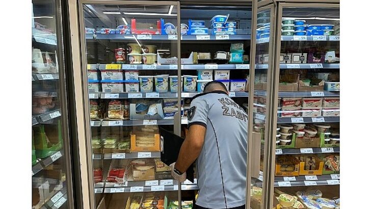 Konak Belediyesi’nden zincir marketlere sıkı kontrol