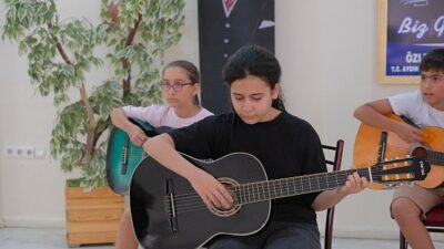 Lider Çerçioğlu’ndan Geleceğin Müzisyenlerine Dayanak: Aydınlı Çocuklar Yaz Tatilini Müzikle Geçiriyor
