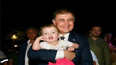 Lider Tugay, Alaybey Mahalle Şenliği’ne katıldı