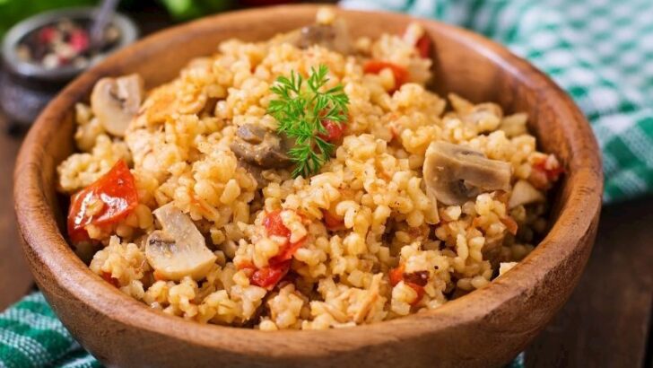 Mantarlı Sebzeli Bulgur Pilavı Tarifi