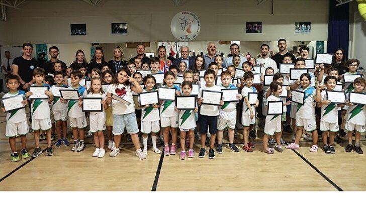 Nilüfer’de “Tam Gün Spor Etkinlikleri” renkli şovlarla sona erdi