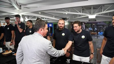 Osmangazi Belediyespor voleybol ekibi yeni döneme hazır