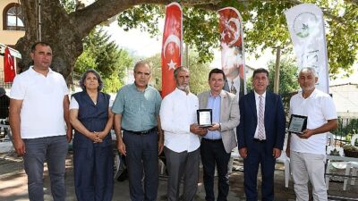 Osmangazi’nin istekli paklık elçilerine teşekkür plaketi
