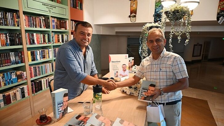 Saffet Yenigün yeni kitabını okuyucuyla buluşturdu