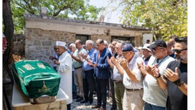 Tacettin Bayır’ın annesi son seyahatine uğurlandı