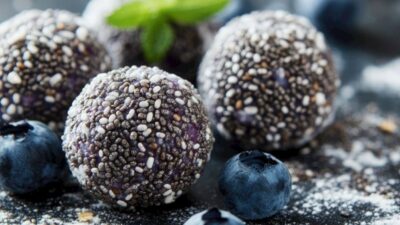 Yaban Mersinli Yulaf Topları Tarifi