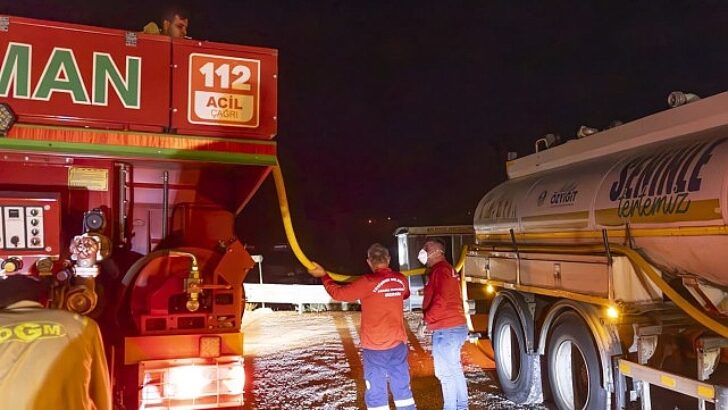 Yenişehir Belediyesi Silifke’de yangın söndürme çalışmalarına dayanak verdi