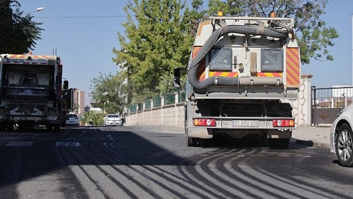 2000 Konutlar ve Emek Mahallesi’nde Ayrıntılı Paklık Çalışması