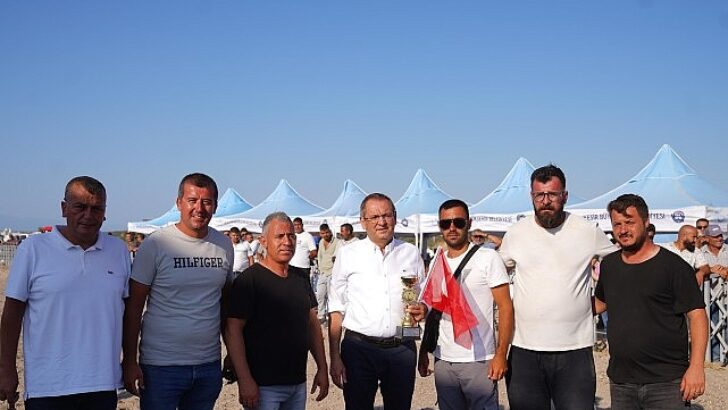 Ayvalık’ta Birinci Kere Rahvan At Yarışları Düzenlendi