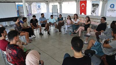 Büyükşehir Belediyesi Doğu-Batı Kampı ile gençleri buluşturdu