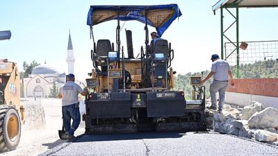Büyükşehir, Gördes’i Asfaltladı