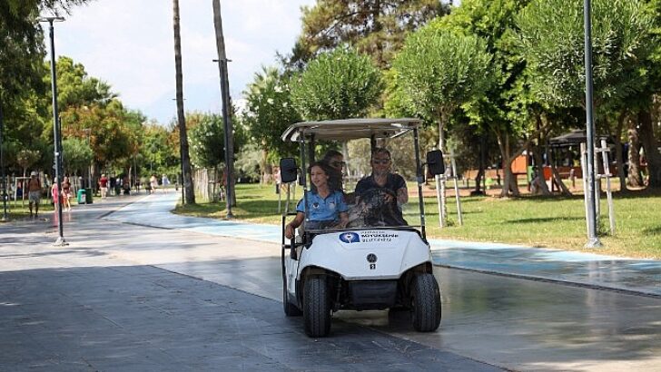 Büyükşehir’den Konyaaltı Kıyısı’nda paklık seferberliği