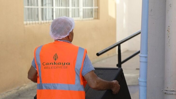 Çankaya’dan Her Gün 2 Bin Öğrenciye Sıcak Öğlen Yemeği