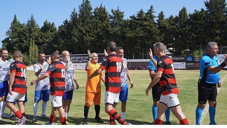 Çeşme – Sakız Master Futbol Turnuvası tamamlandı
