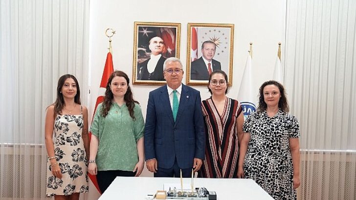 Egeli bilim takımı HIV enfeksiyonunun erken teşhisine yönelik nanobiyosensör geliştirecek