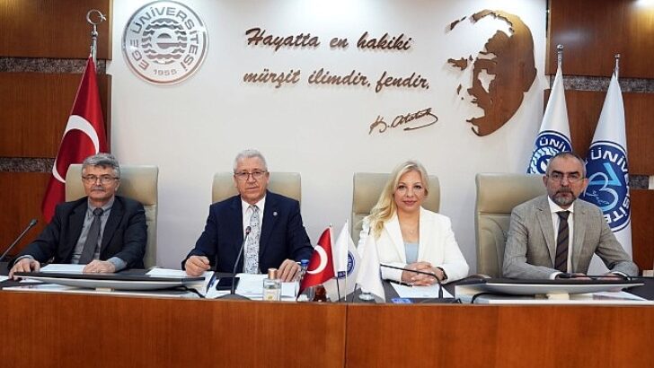 EÜ İletişim Fakültesi akreditasyon evraklarına kavuştu