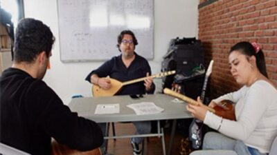 Genç İzmir’in fiyatsız müzik kursları için müracaatlar sürüyor