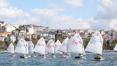 Genç sportmenler şampiyonluk için yarıştı