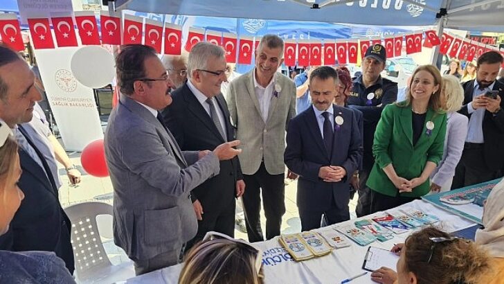 Gölcük’te Sıhhat Sokağına Ağır İlgi