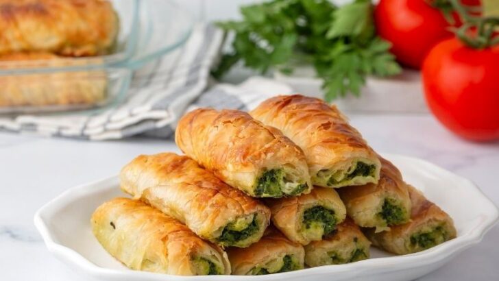 Günde 20 Tepsi Sipariş Alan Börek Tarifi