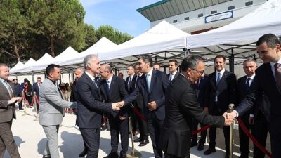İnegöl’de Hem Yeni Eğitim Öğretim Yılı Hem Yeni Okul Birlikte Açıldı