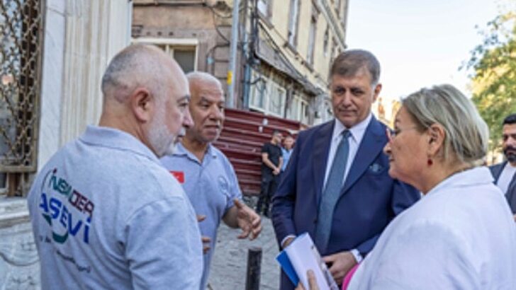 İzmir’in tarihi yapıları gün yüzüne çıkıyor