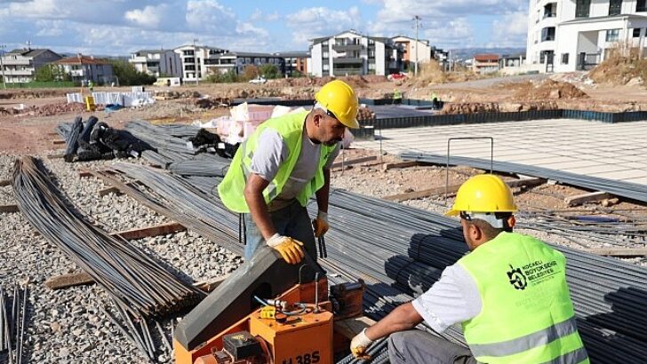 Kartepe Konutları’nda durmaksızın çalışılıyor