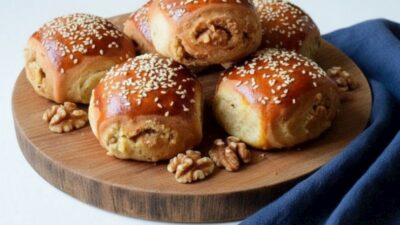 Kaymaklı Cevizli Poğaça Tarifi