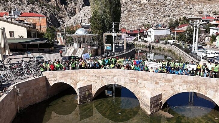 “Keykubad’ın İzinde Pedallıyoruz” Bisiklet Sürüş Etkinliğinde Kuraklığa Dikkat Çekildi
