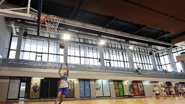 Konak Belediyesi Spor Okulları’nda yeni devir kayıtları başladı