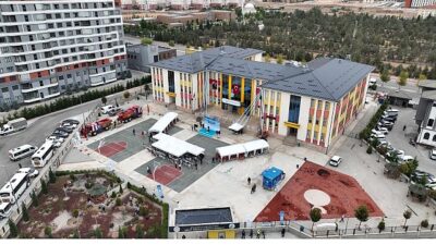 Konya Protokolü Öğrencilerin Birinci Ders Zili Heyecanına Selçuklu’da Ortak Oldu