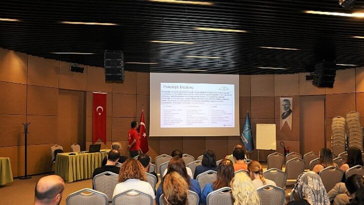 Küçükçekmece’de Çalışana Mobbing Eğitimi Verildi: “Mobbing Bir İnsan Hakları İhlalidir”