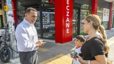 Lider Abdullah Özyiğit, Güvenevler Mahallesi’nde vatandaşlarla buluştu