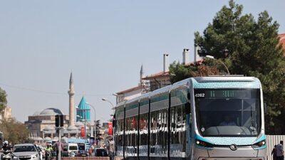 Lider Altay: “Konya’da Yeni Kayıt Yaptıran Üniversite Öğrencileri Toplu Ulaşımdan 10 Gün Fiyatsız Faydalanıyor”