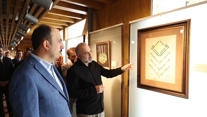 Lider Altay Meydan Konutları’nda Stantları ve Esnafları Ziyaret Etti