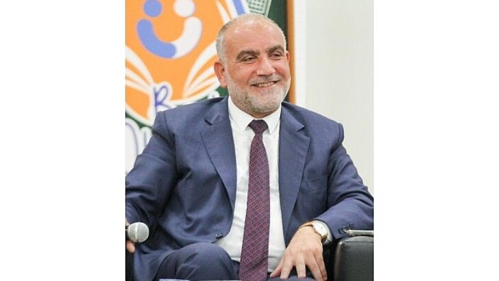 Lider İbrahim Sandıkçı: “Öğrencilerimizin tamamına burs dayanağı sağlıyoruz”