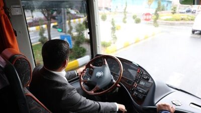 Lider Rasim Arı, Nevşehir Belediyesi SK Kadro Otobüsünü Kullandı